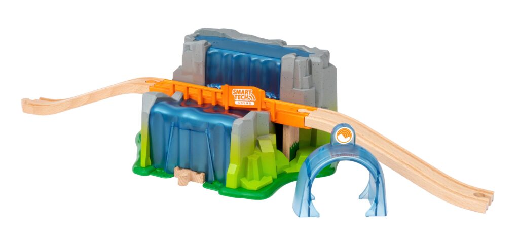 Brio   Smart Tech Sound   Vandfald Tunnel  33978